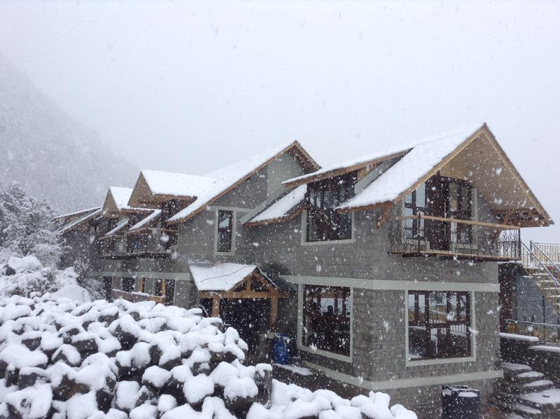 Flügler Hostel Dharamkot - Mcleodganj