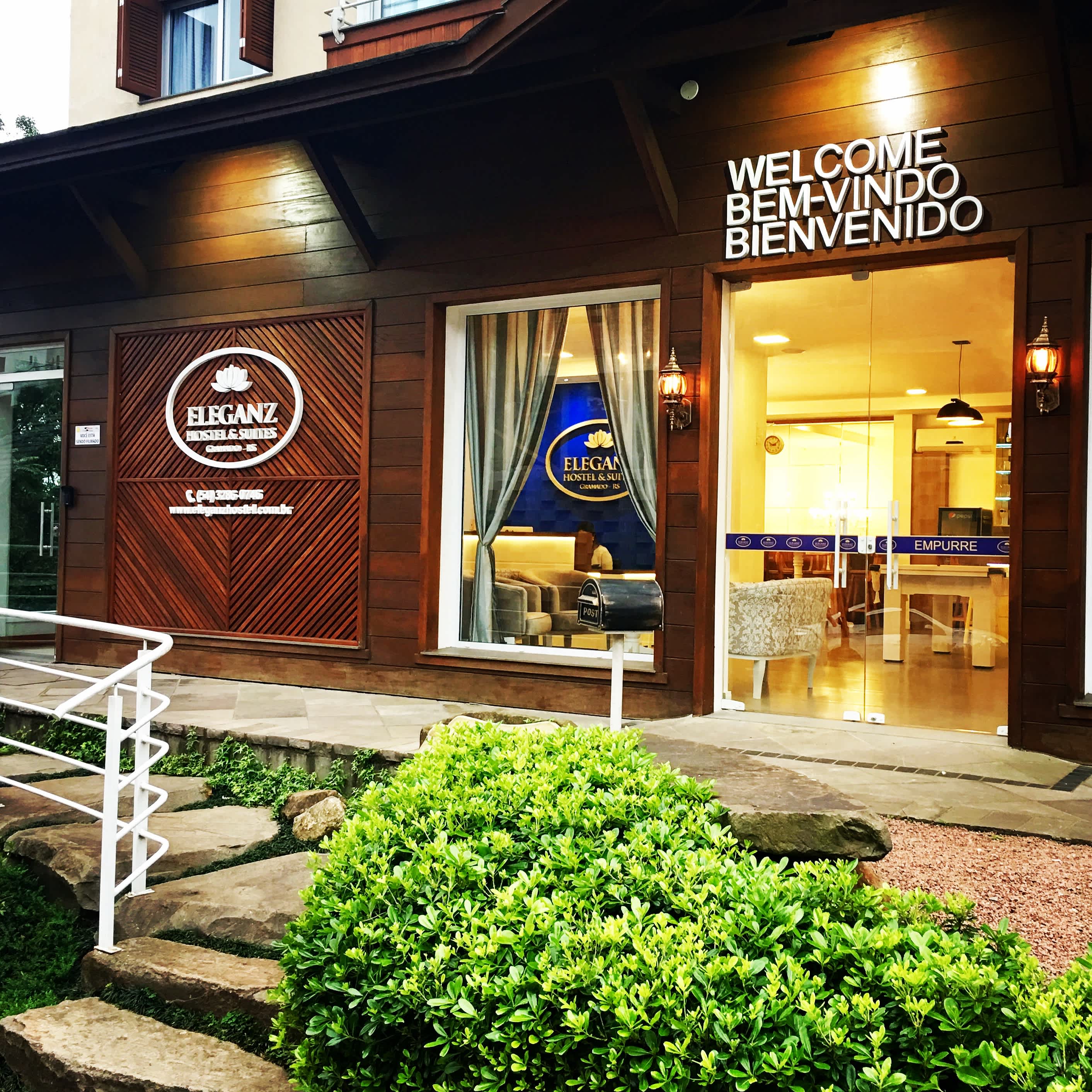 Eleganz Hostel & Suites