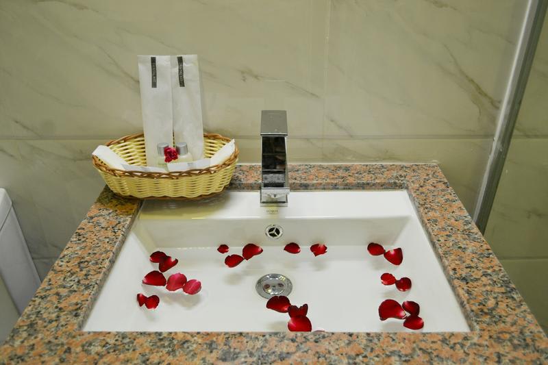 Hotel Broadway Yangon