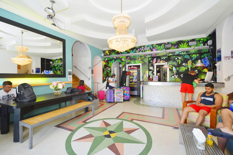 South Beach Rooms and Hostel, Miami Beach - 2023 Prices & Reviews -  Hostelworld