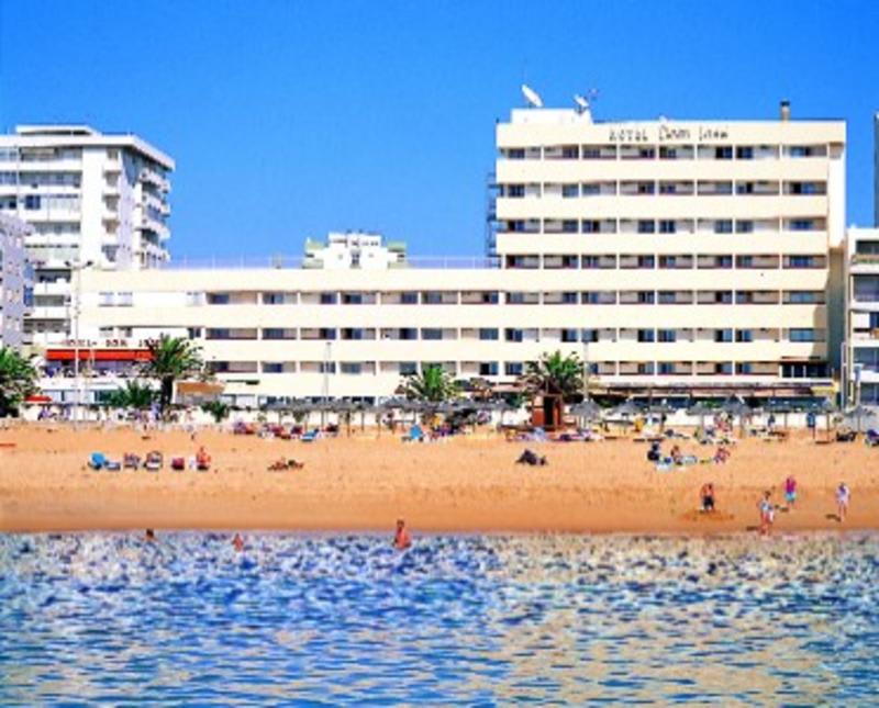 Dom Jose Beach Hotel