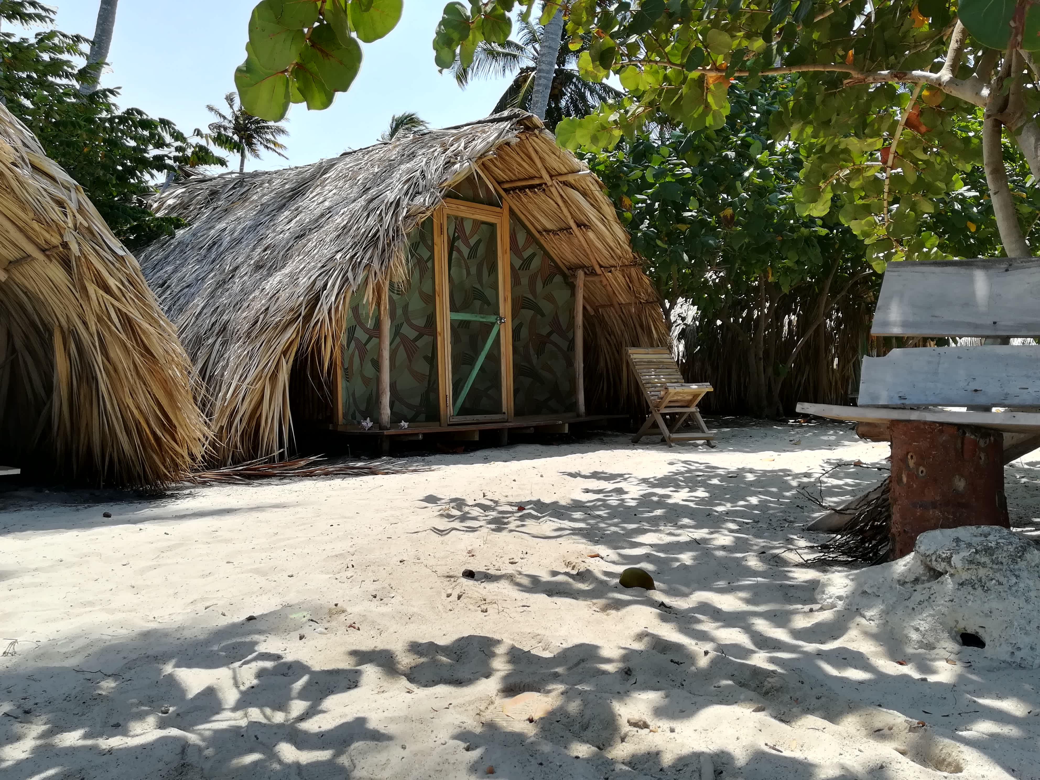Hostal Isla Mucura
