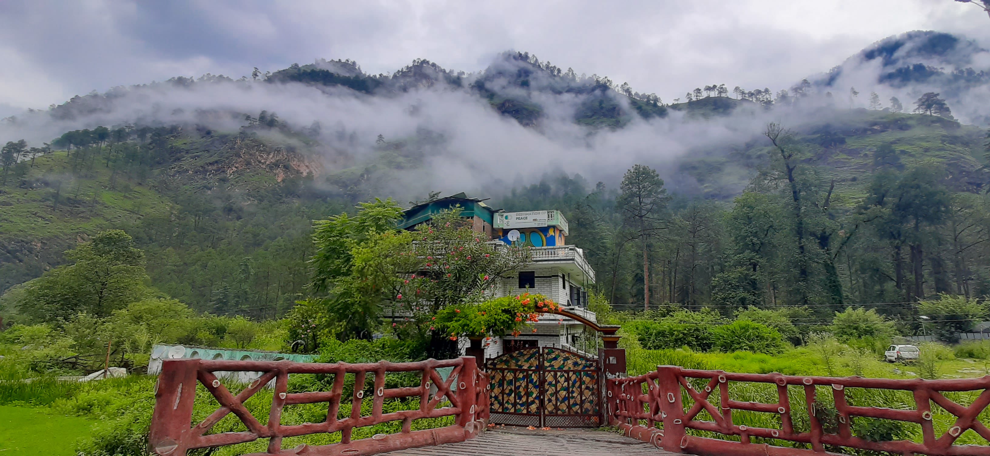 destination-of-peace-em-kasol-ndia-hostelworld-brasil