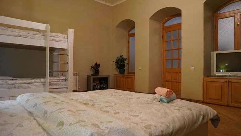 Happy Baku Hostel & Tours