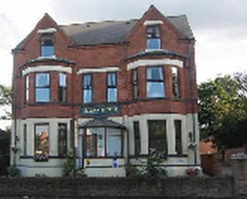 Acorn Bed & Breakfast in Nottingham, England Book B&B's with