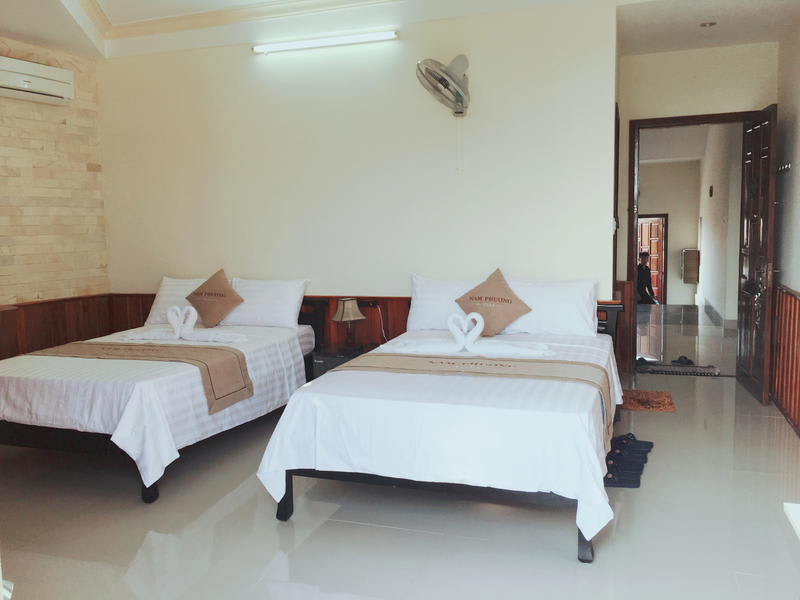 Nam Phuong Riverside Villa