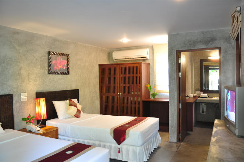 Honey Backpacker Bungalow