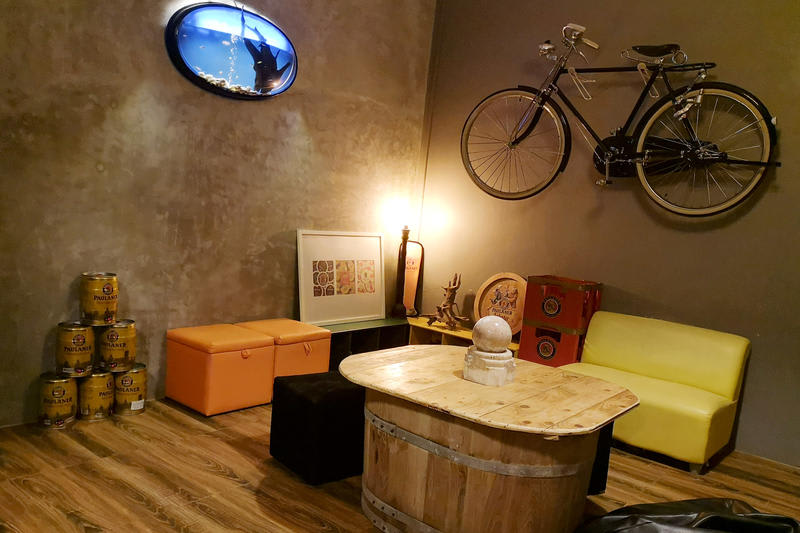 Gao Saengchan Beachfront Hostel & Bar