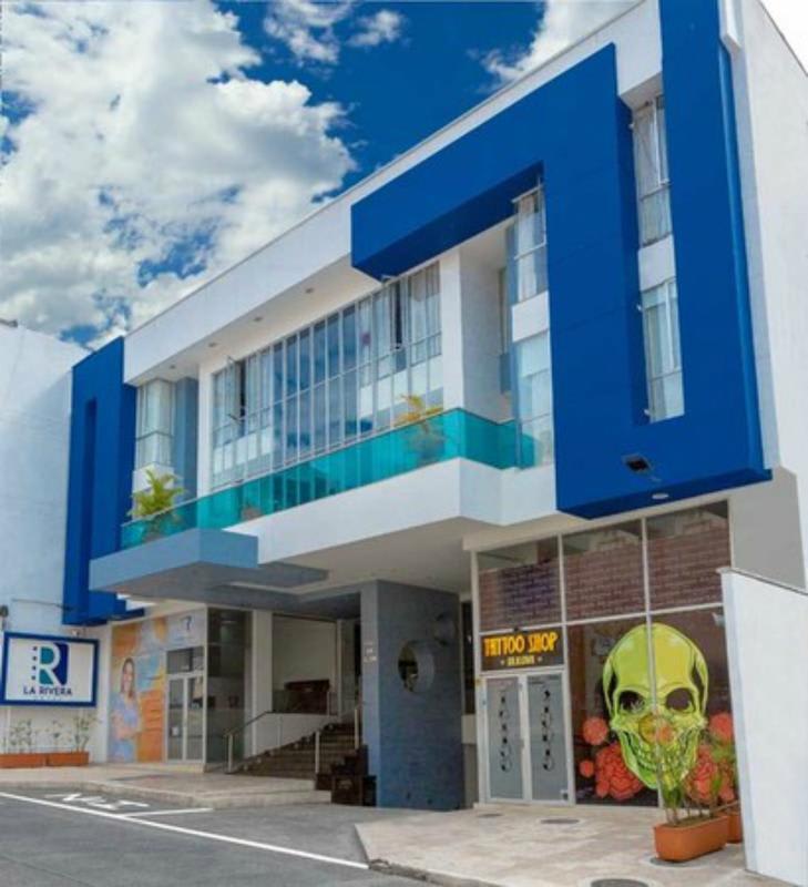 La Rivera Hotel