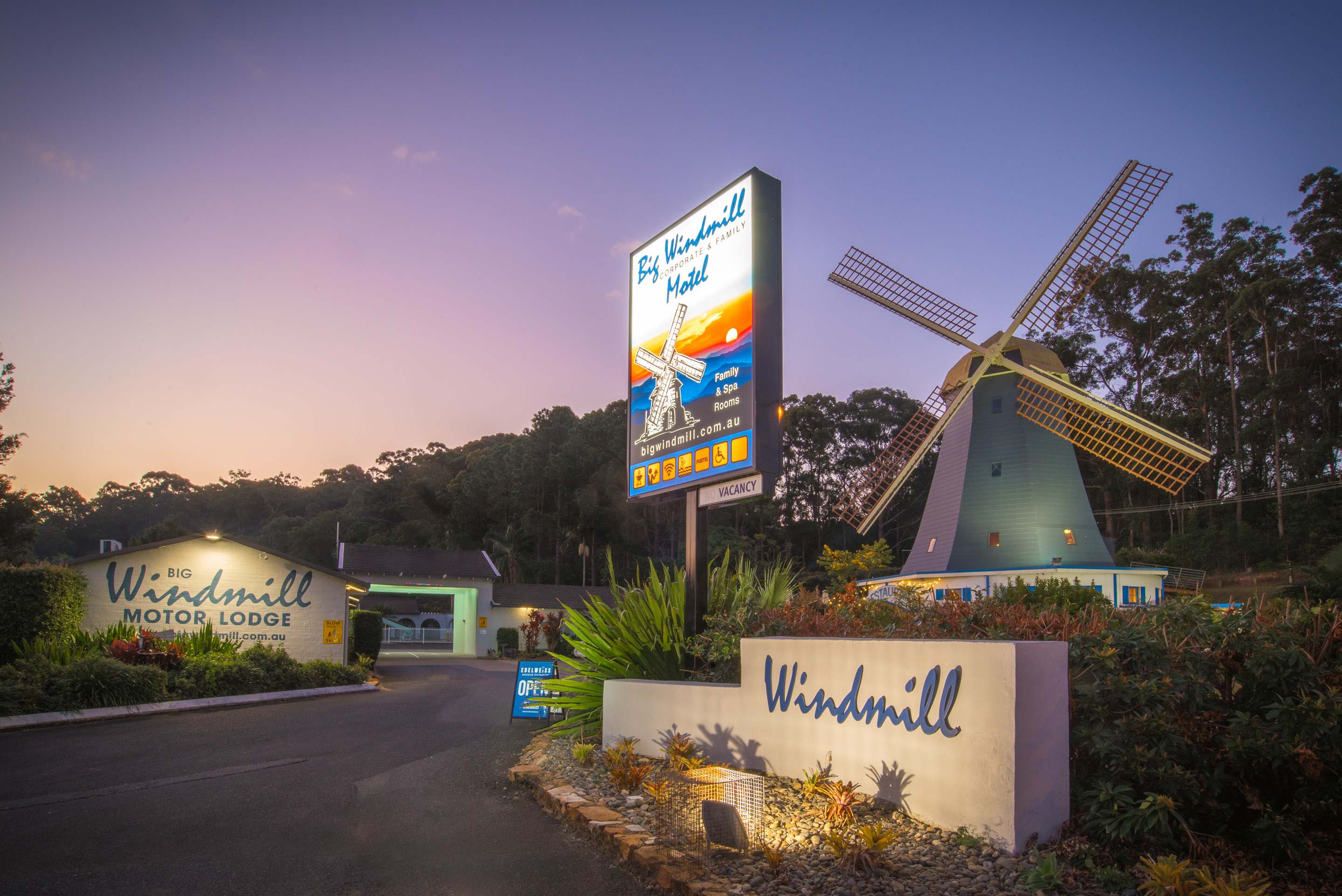 The Big Windmill Corporate & Family Motel in Coffs Harbour, Australia