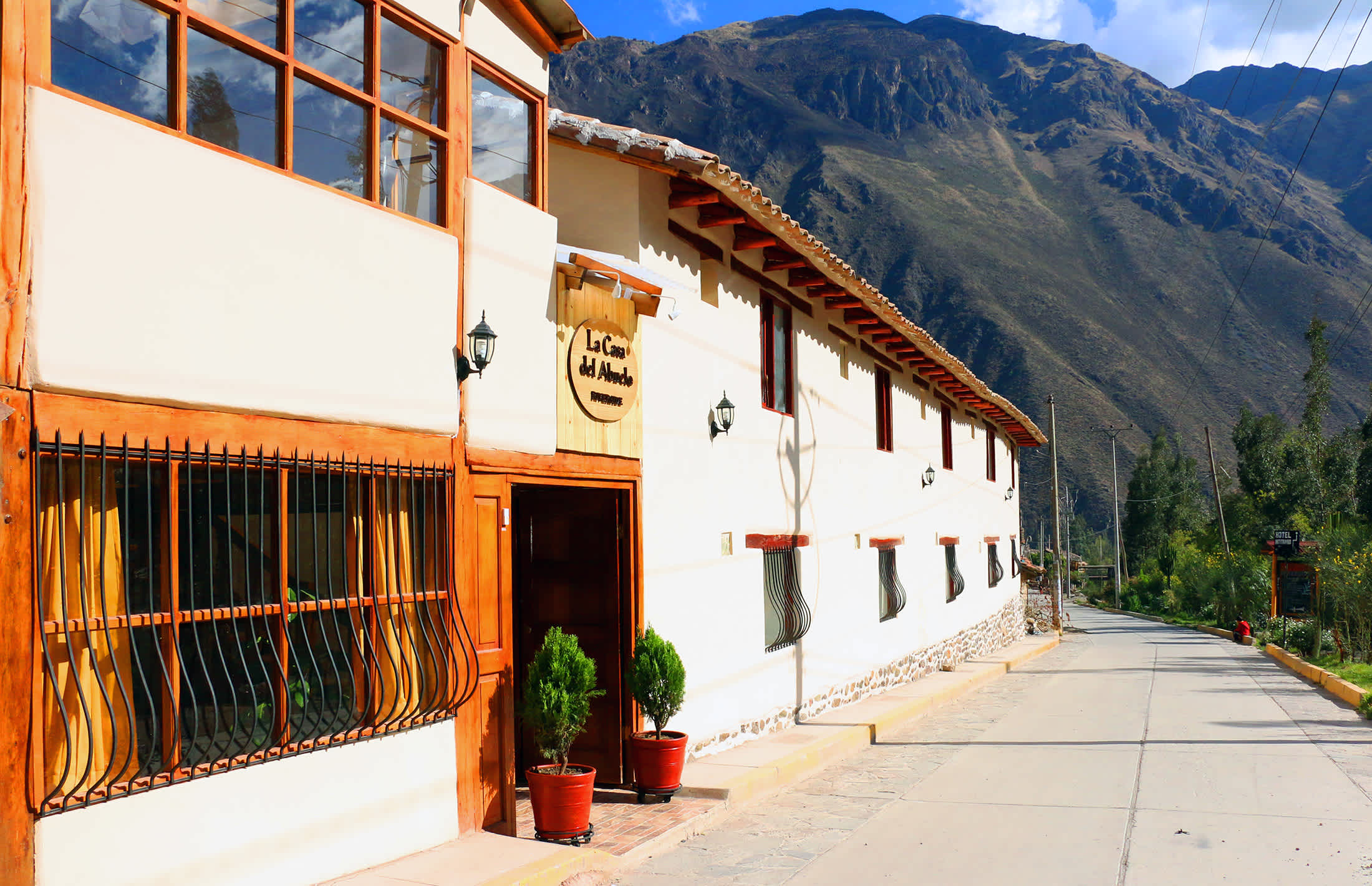 LA CASA DEL ABUELO RIVER SIDE in Ollantaytambo, Peru Find Cheap