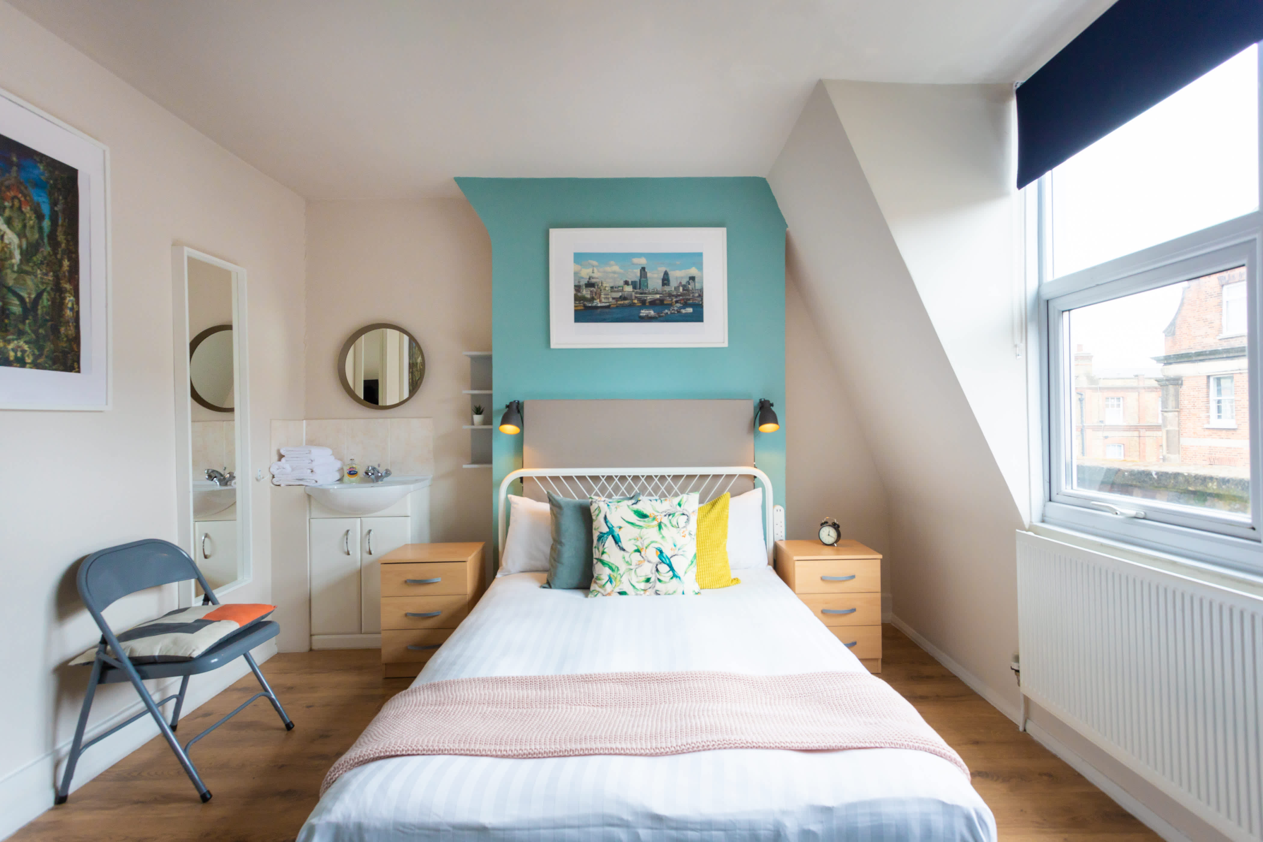 Bloomsbury Rooms in London, England Book Apartments with
