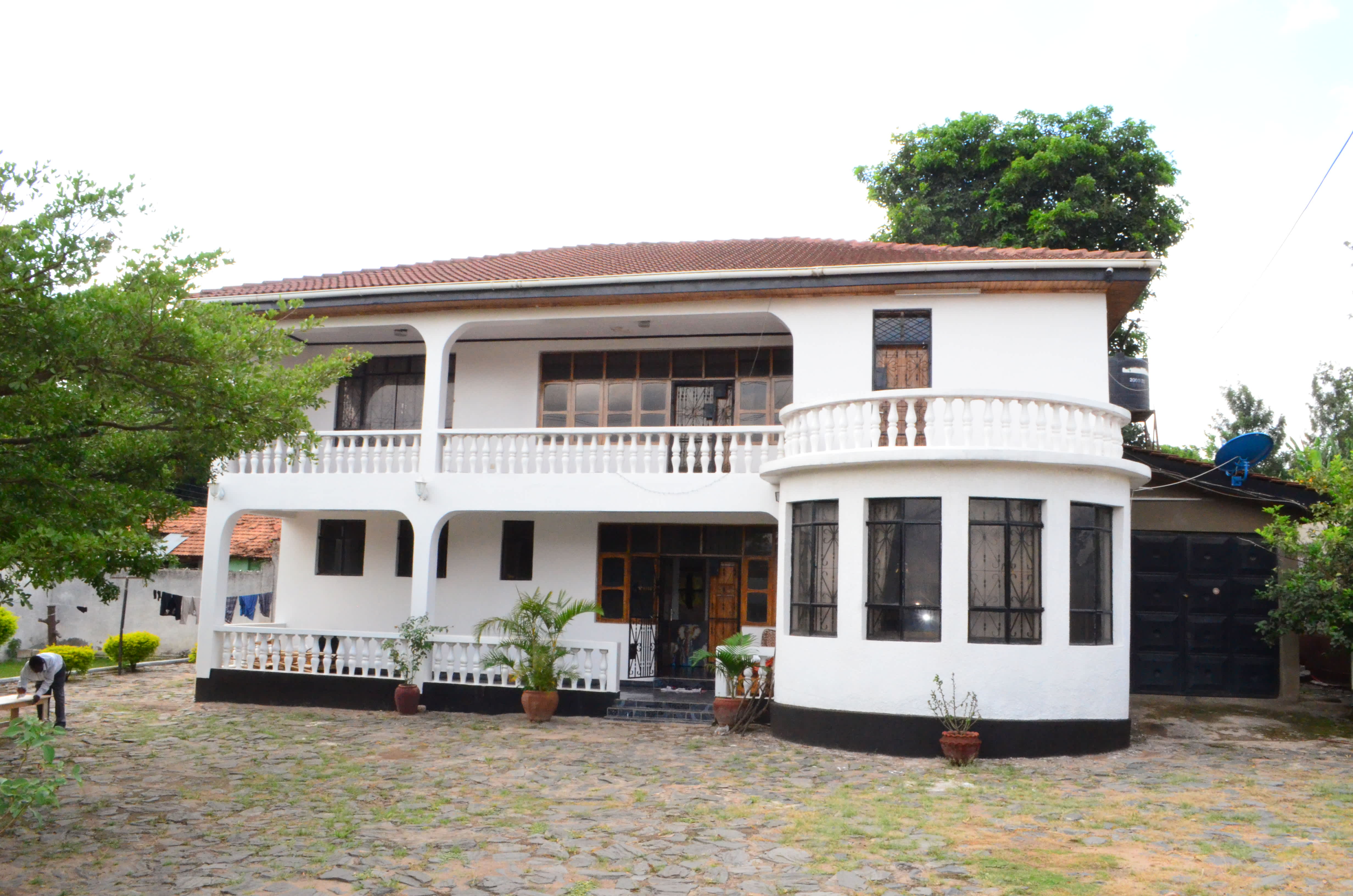 Campers And Backpackers in Arusha, Tanzania Find Cheap Hostels and