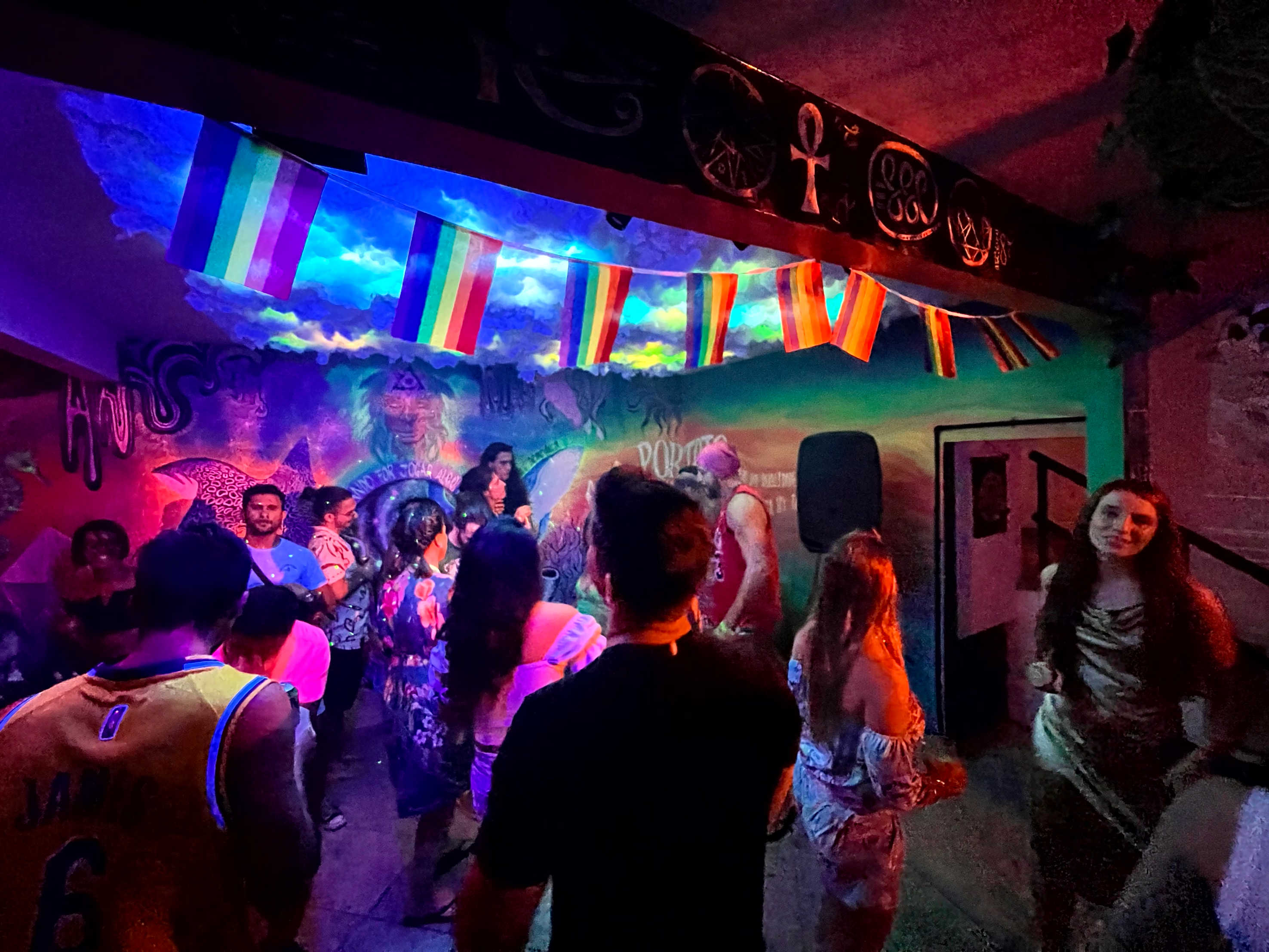 Chamos Hostel Cultural, Arraial do Cabo 2024 Prices & Reviews Hostelworld