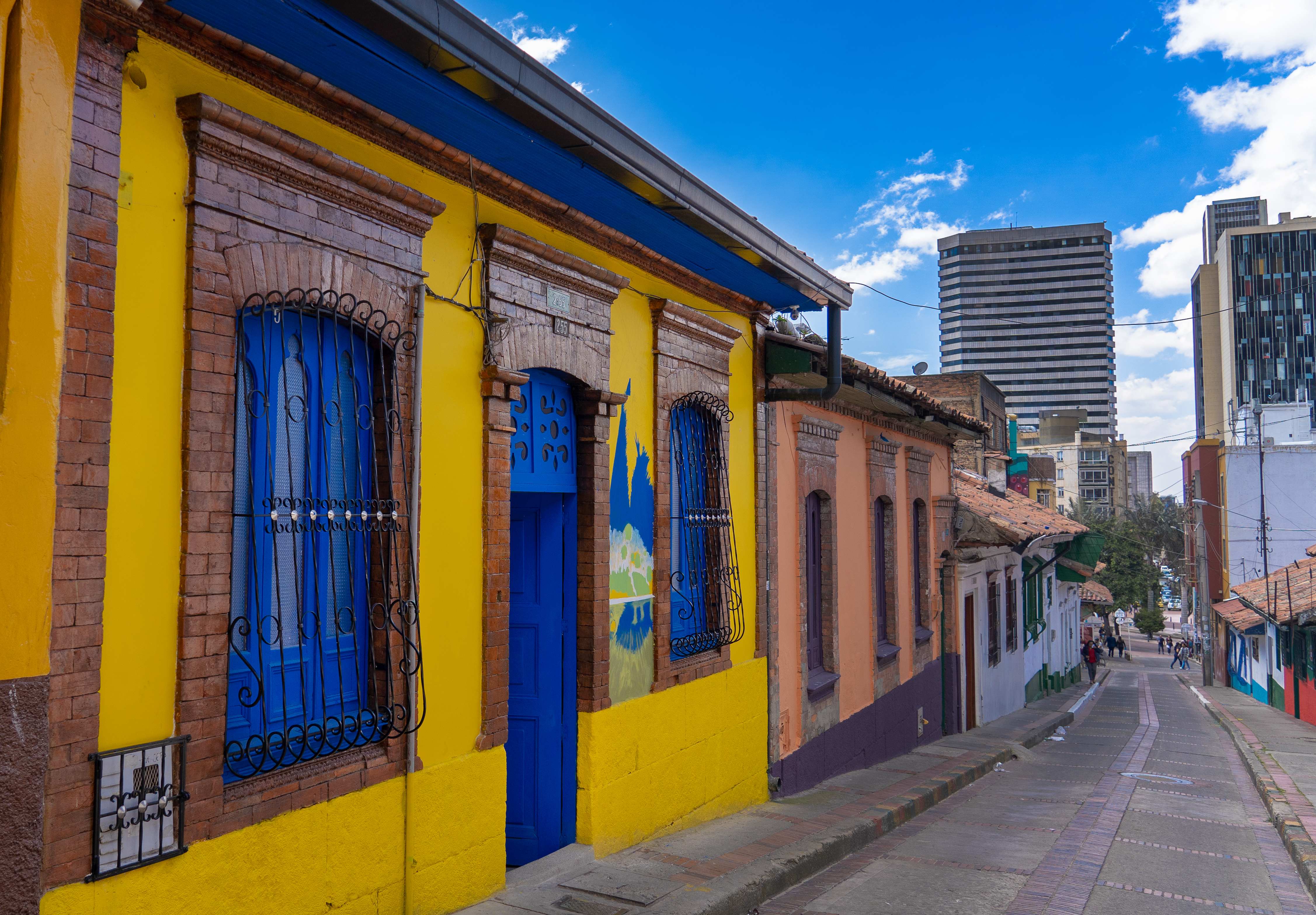 La Casa De Las Plazas in Bogota, Colombia Find Cheap Hostels and