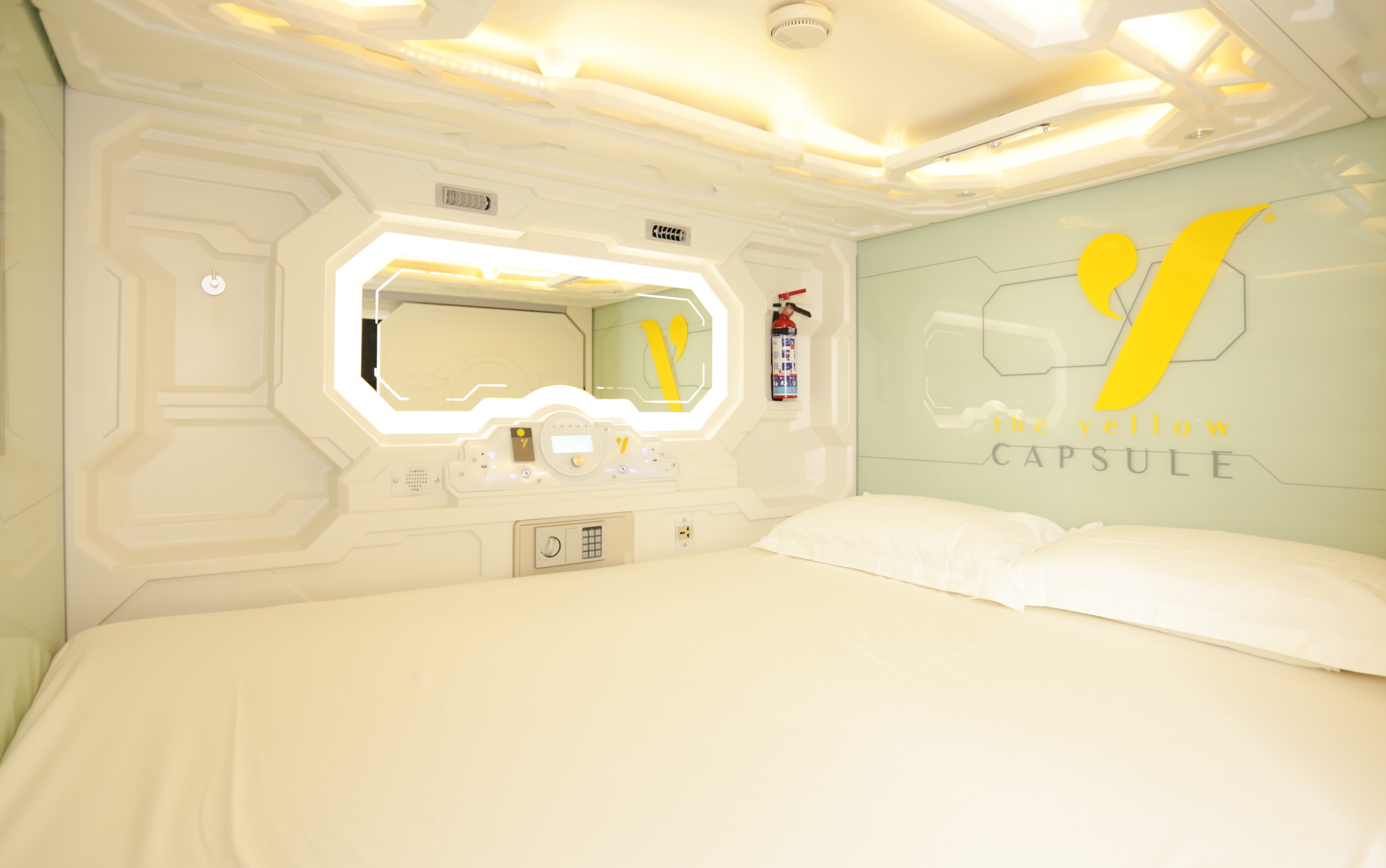 yellow capsule experience cancun