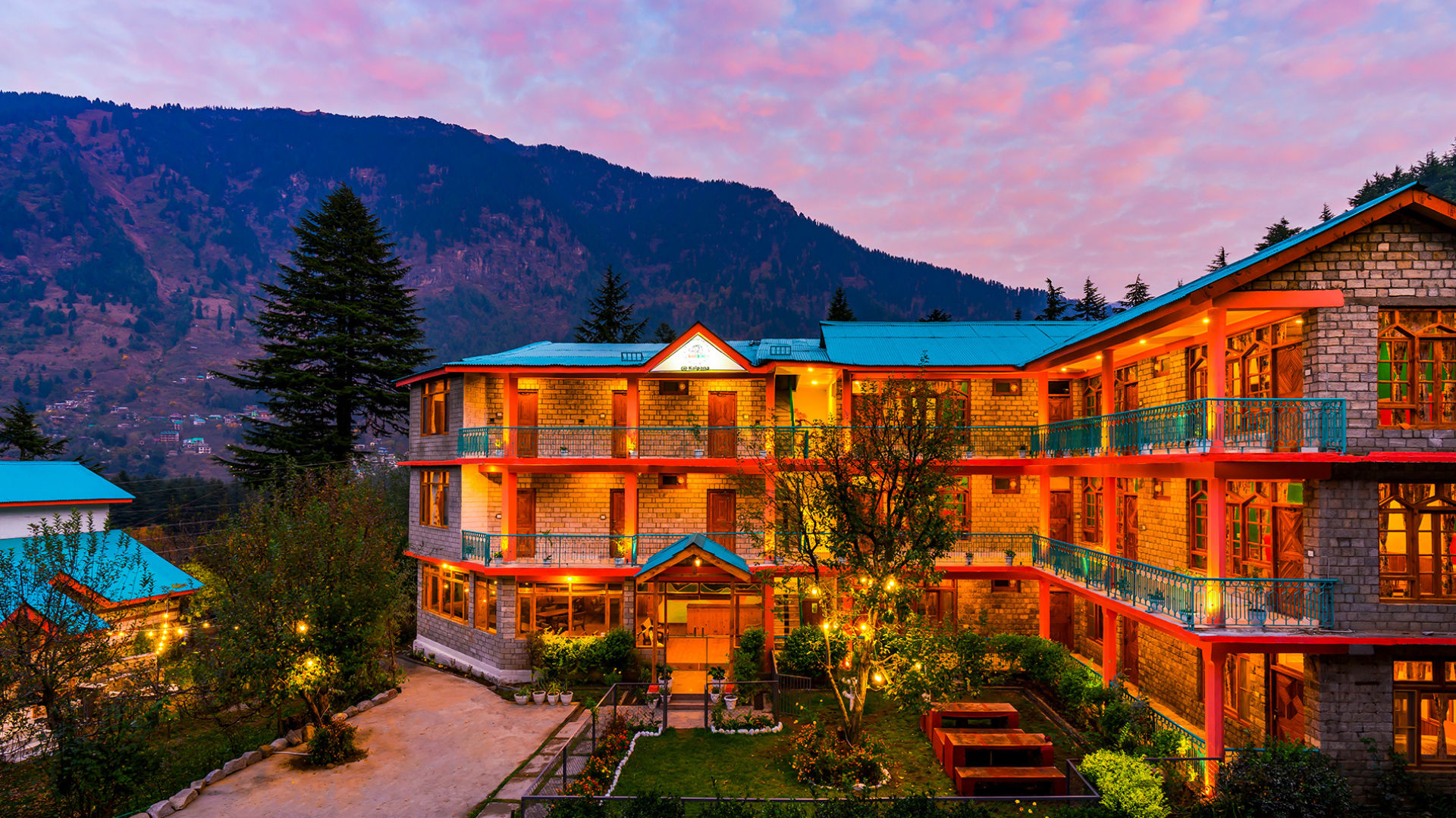 Keekoo Manali in Manali, India - Find Cheap Hostels and Rooms at ...