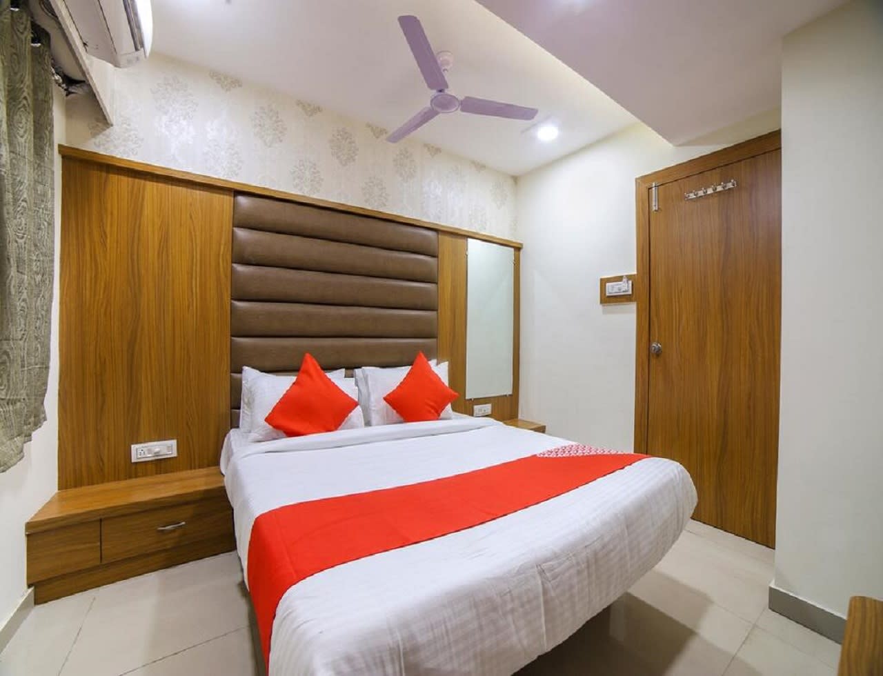 Hotel Mahi in Ahmedabad, India - Find Cheap Hostels and Rooms at ...