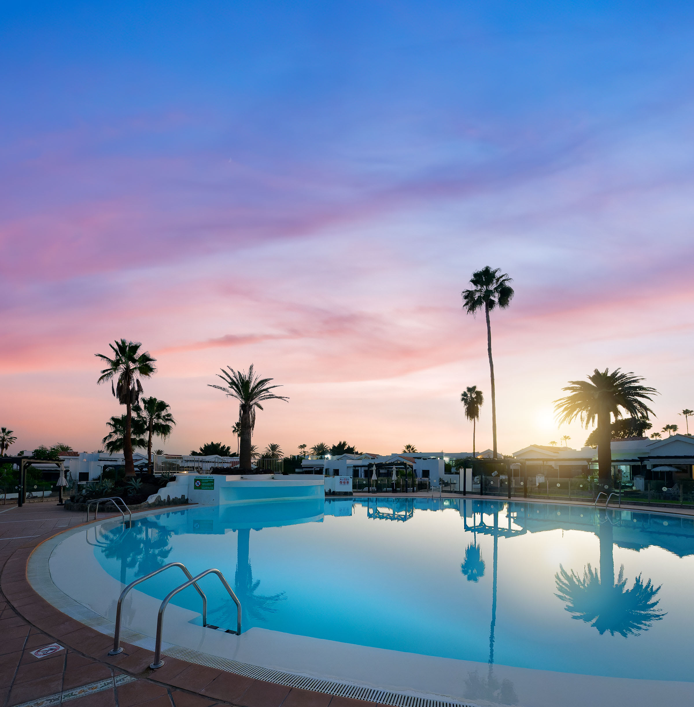 Made In Canarias: Paradise Found! - ji5fyol