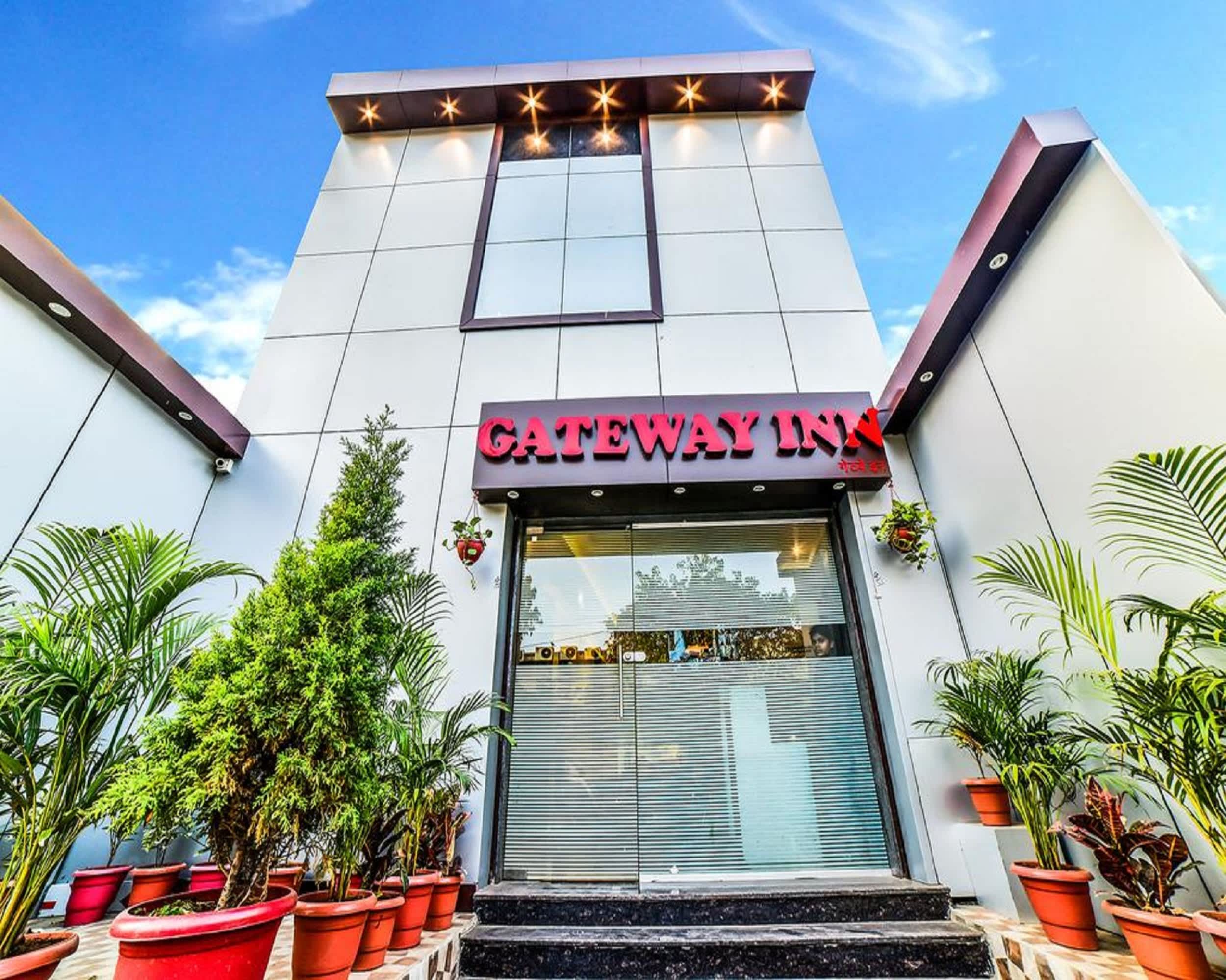 HOTEL GATEWAY INN Mumbai 2023 Prices Reviews Hostelworld