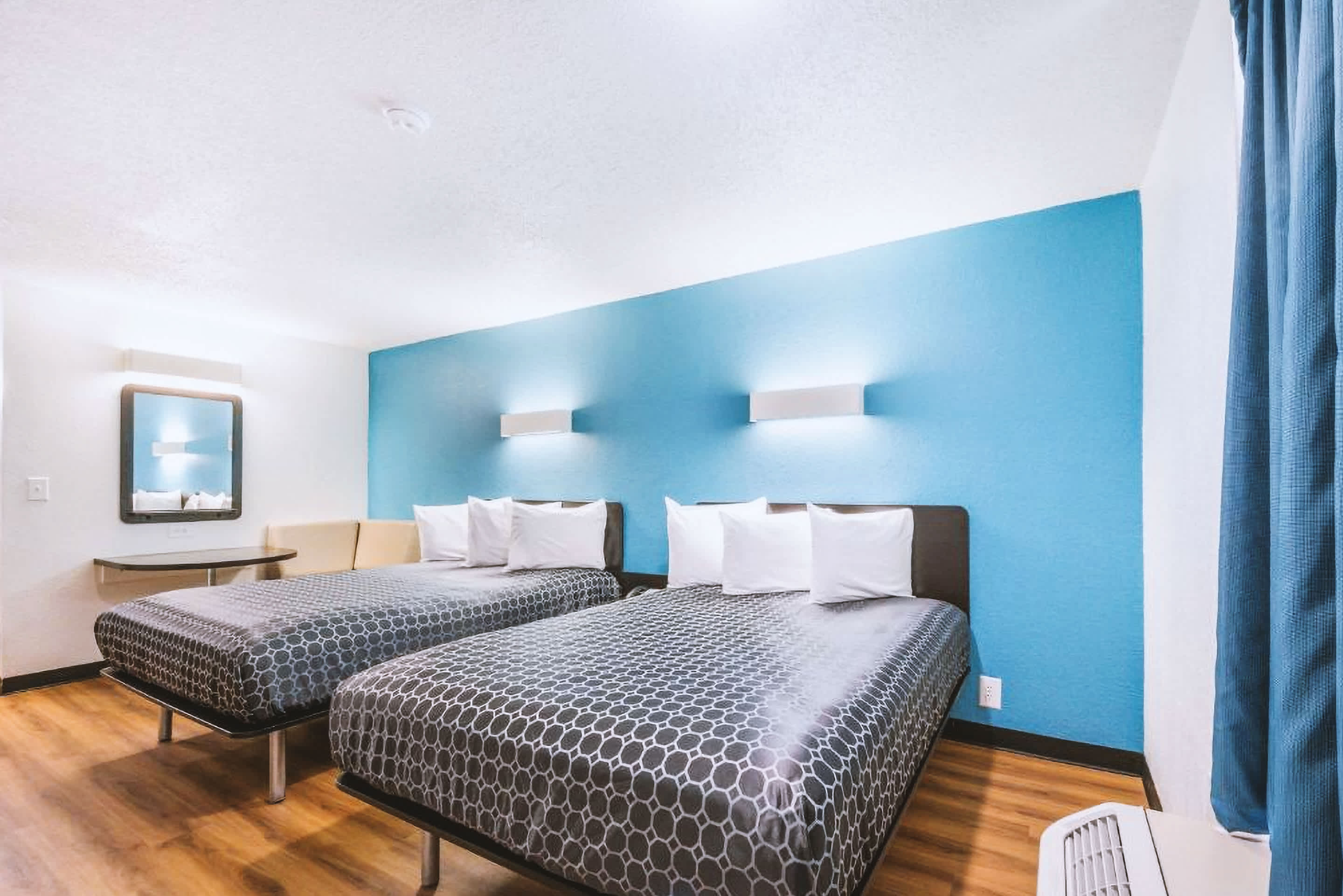 Sky Palace Inn & Suites By Jasper Beeville in Beeville, USA Find