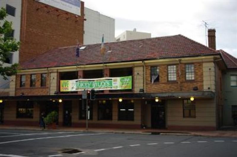 Dicey Rileys Hotel, Wollongong 2024 Prices & Reviews Hostelworld