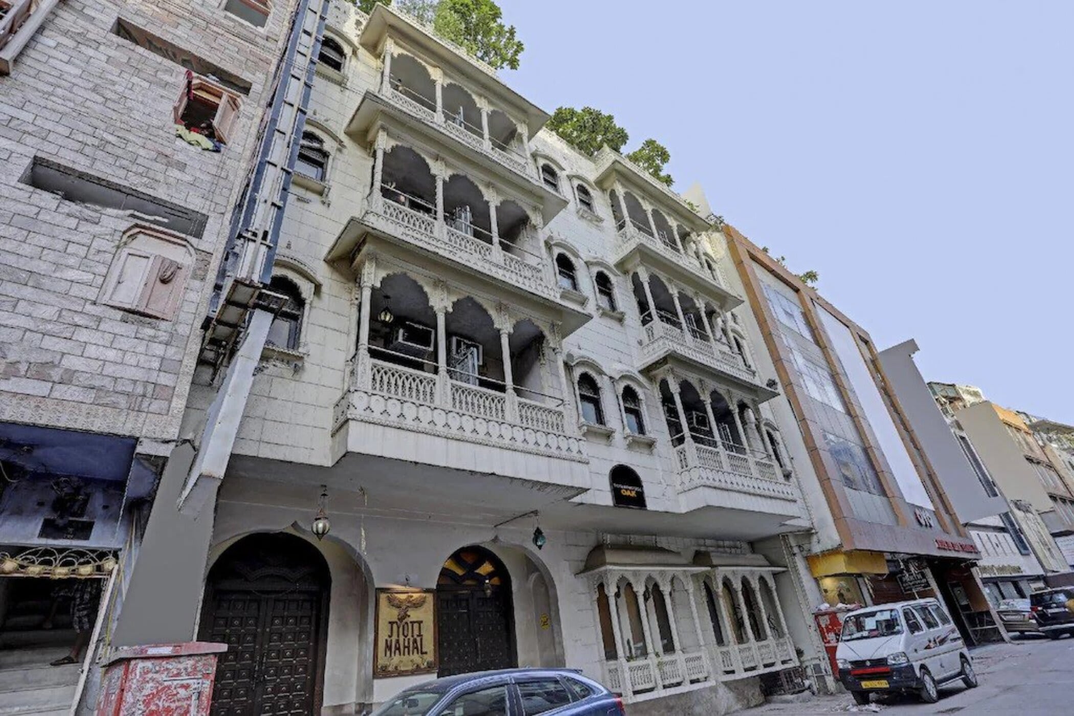 Staybook Jyoti Mahal A Heritage Hotel in New Delhi, India Book Budget