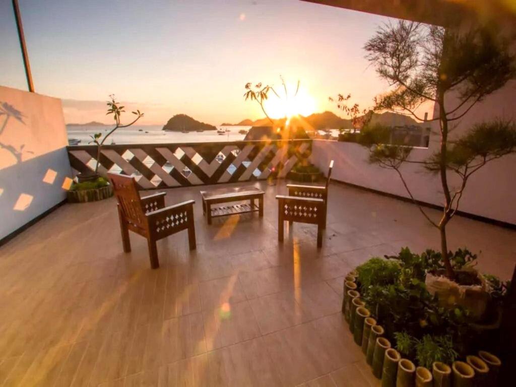 de Chocolate Hostel in Labuan Bajo, Indonesia Find Cheap Hostels and