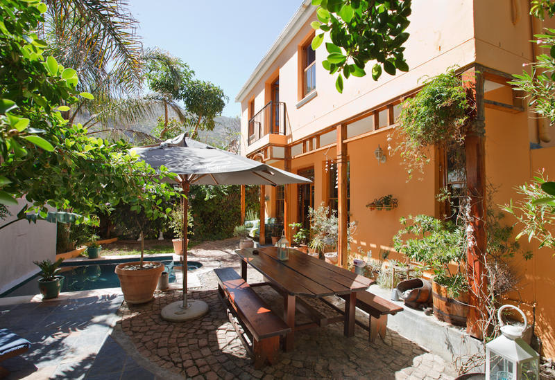 Sweet Orange Guesthouse