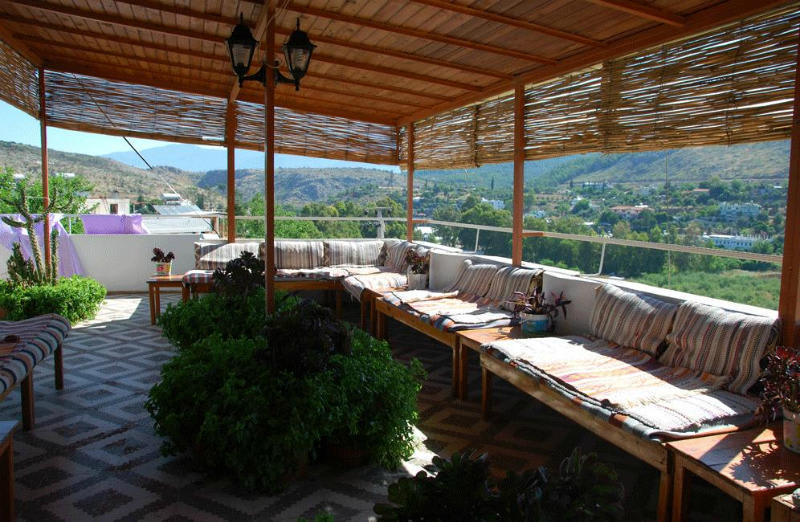 Zeybek 2 Pension