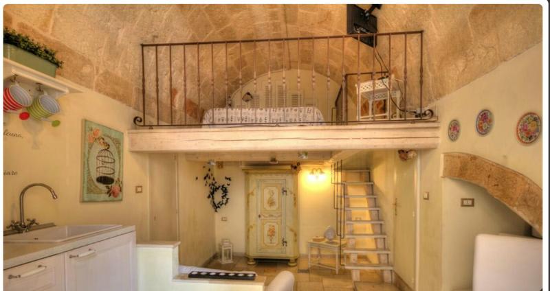 B&B Casa Fiore In Polignano A Mare, Italy - Book B&B's With Hostelworld.com