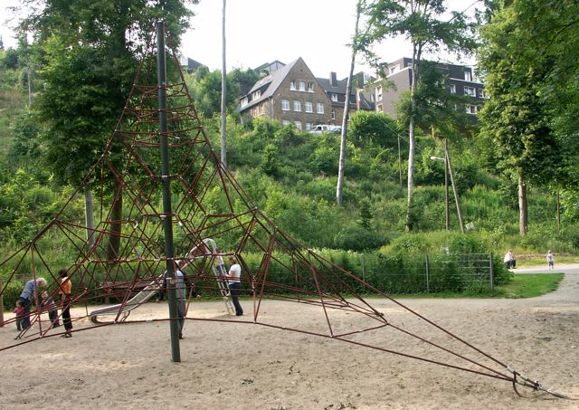 Bola Hostel Ruhr. Haus Der Kulturen