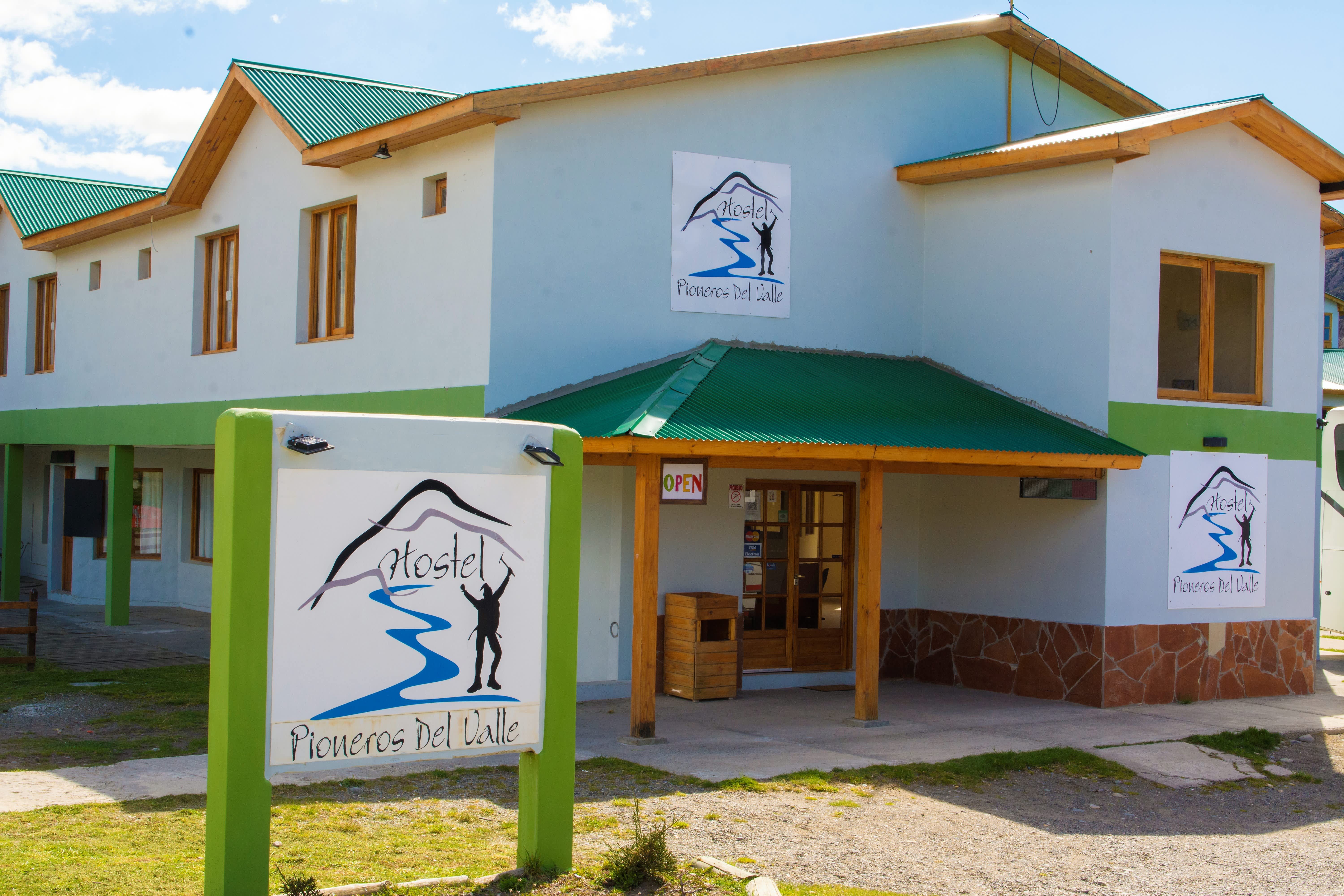 Pioneros del Valle Hostel
