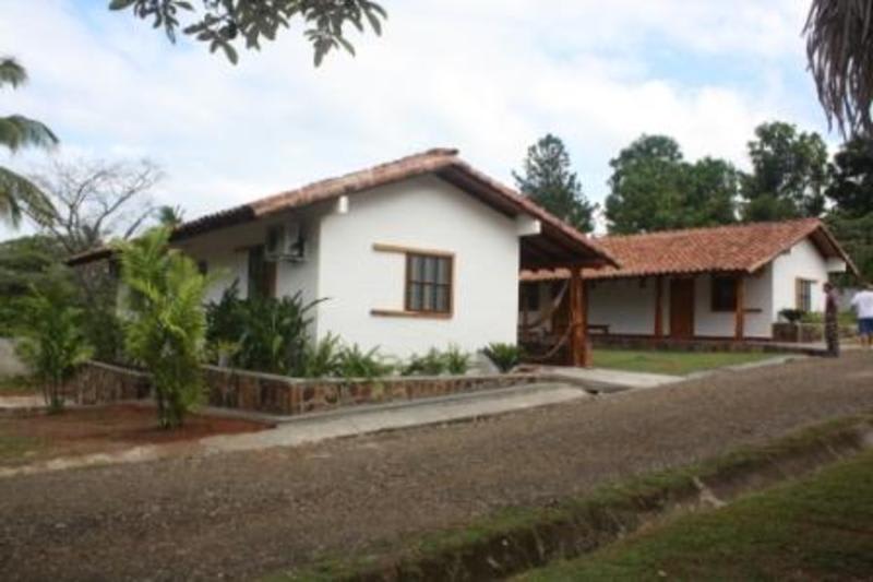 Hotel Santa Catalina in Santa Catalina, Panama Book Budget Hotels