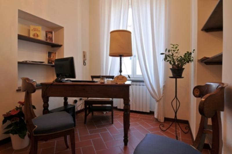 B&B Il Grifone In Pistoia, Italy - Book B&B's With Hostelworld.com