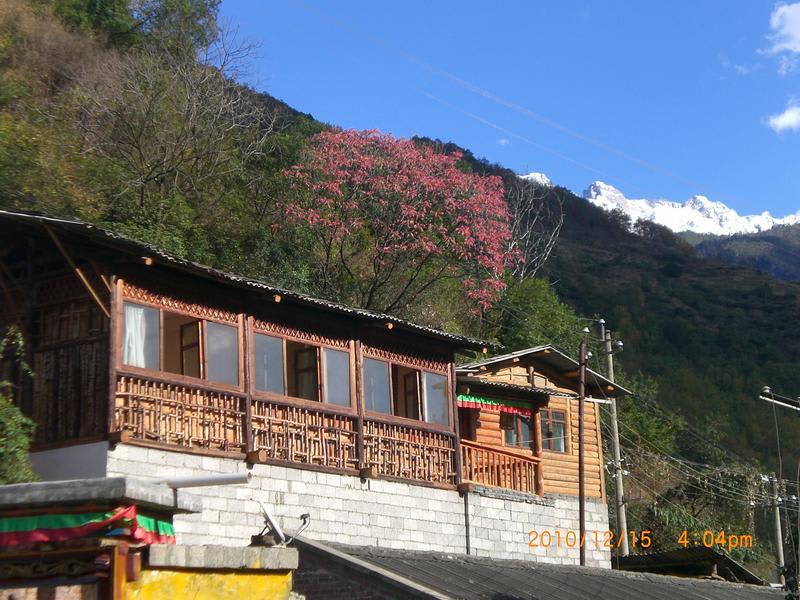 Tiger Leaping Gorge Janes Tibetan Guesthouse