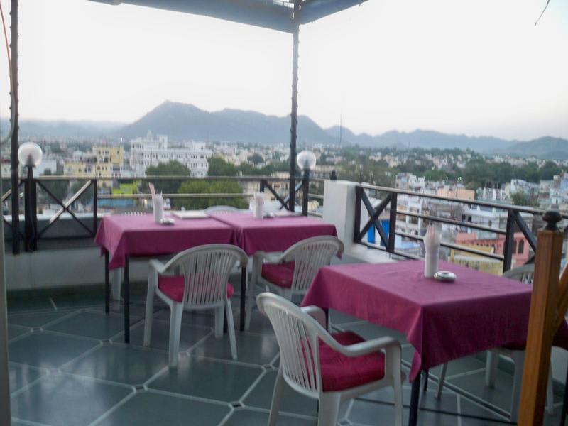 Hotel Kesar Palace