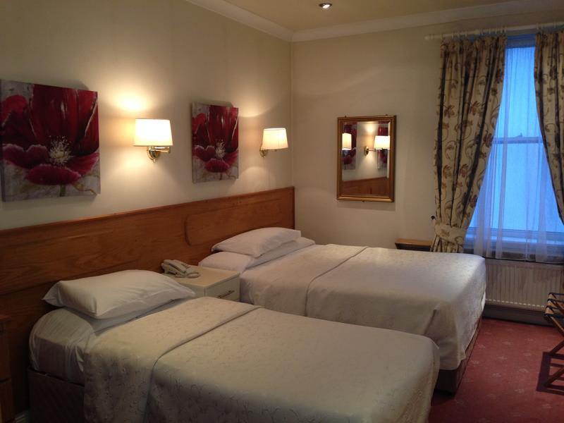 Dergvale Hotel
