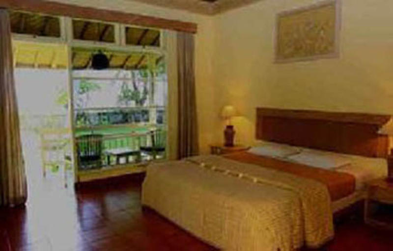 Bali Lovina Beach Cottages