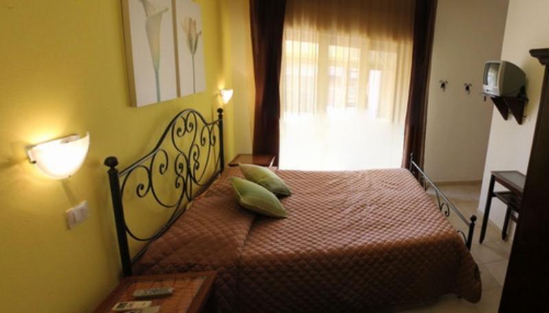 B&B Viadelmare In Alghero, Italy - Book B&B's With Hostelworld.com