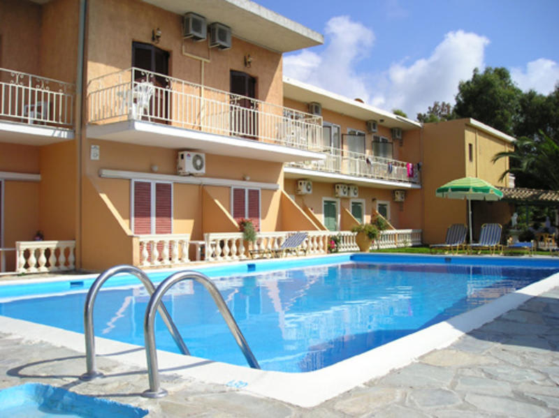River Studios and Apartments