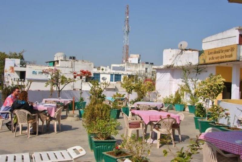 Mewar Inn