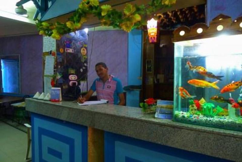 Yaseen Hotel