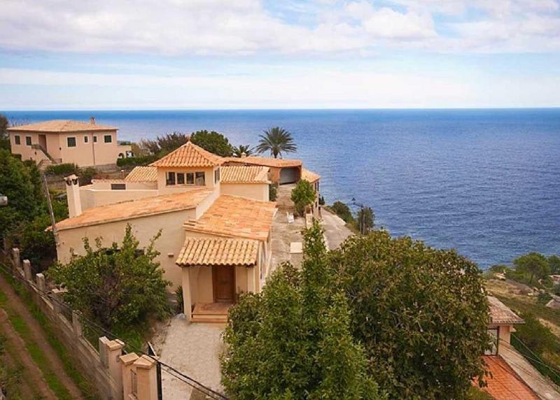 Es Camp Guest House