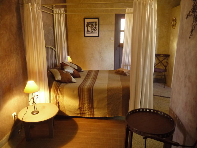 Sol e Luna in Essaouira, Morocco Book Budget Hotels with