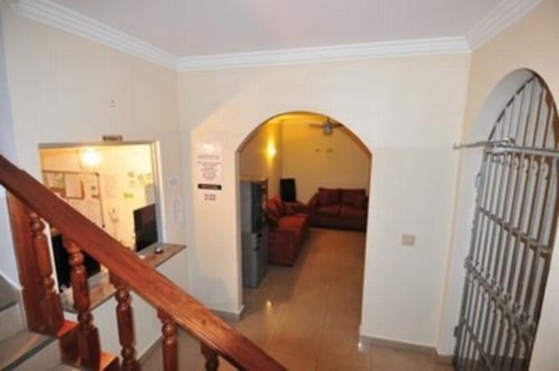 Hotel y Pension Corona