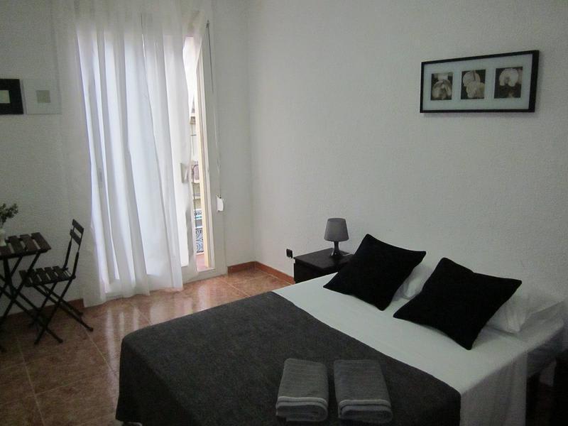 Barcelona Rooms Rent, Barcelona 2024 Prices & Reviews Hostelworld