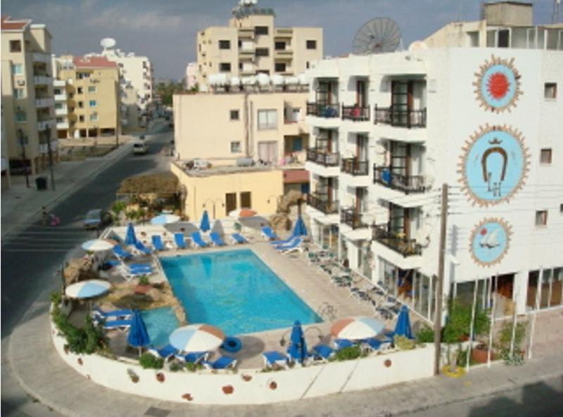 Larco Hotel