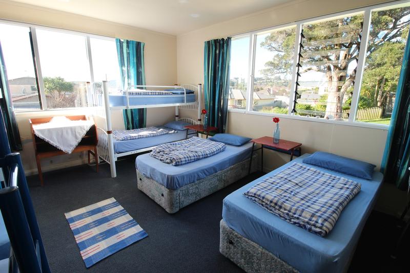 42b College House Backpackers