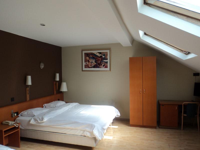 Albert Hotel, Brussels - 2024 Prices & Reviews - Hostelworld